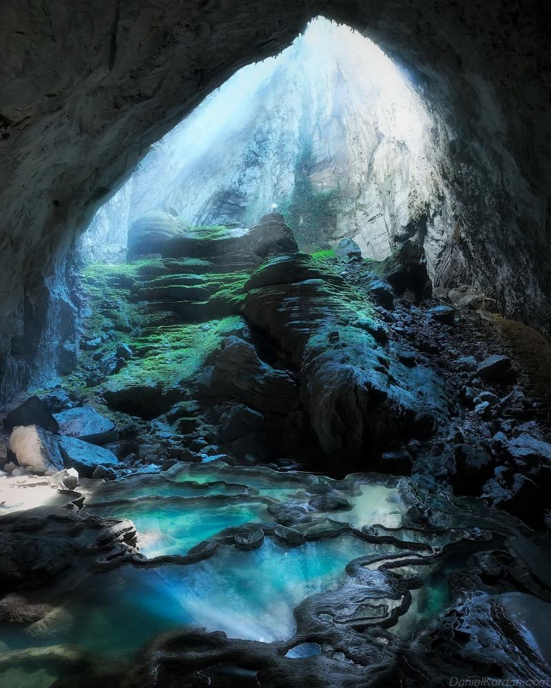 Một khung cảnh tuyệt đẹp trong lòng Sơn Đoòng. Một khung cảnh tuyệt đẹp trong lòng Sơn Đoòng.