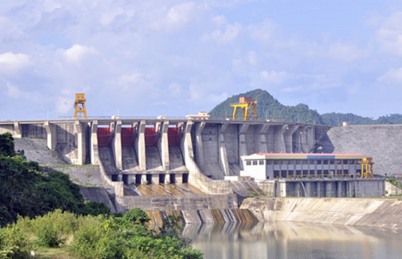 Phát triển các nhà máy thủy điện tích năng với quy mô công suất khoảng 2.400- 6.000 MW