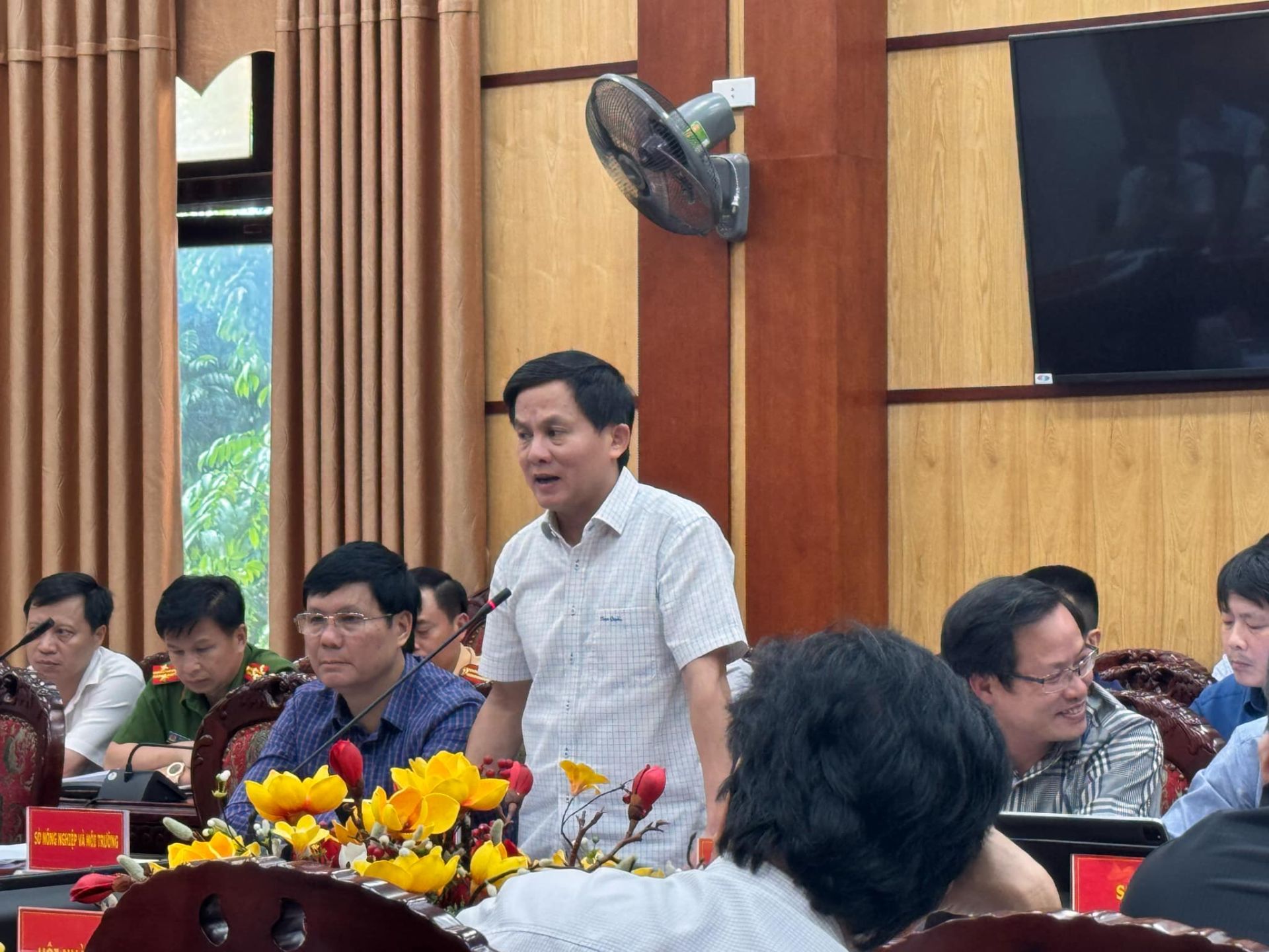 Đại diện sở Xây dựng Thanh Hóa phát biểu tại buổi họp Đại diện sở Xây dựng Thanh Hóa phát biểu tại buổi họp
