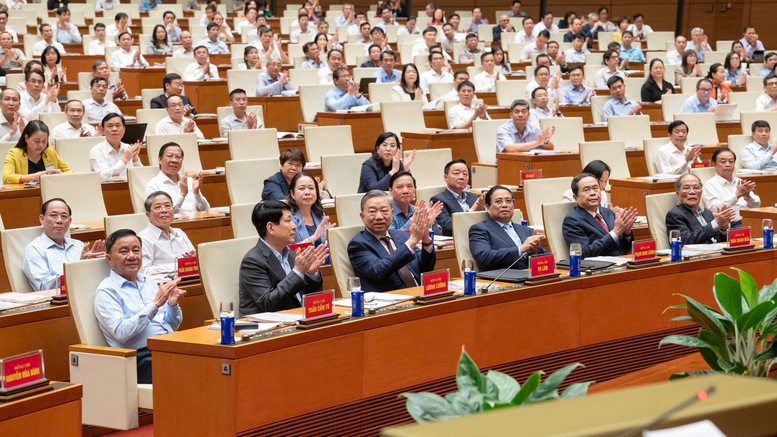 Lãnh đạo, nguyên lãnh đạo Đảng, Nhà nước dự hội nghị - Ảnh: VGP/Nhật Bắc