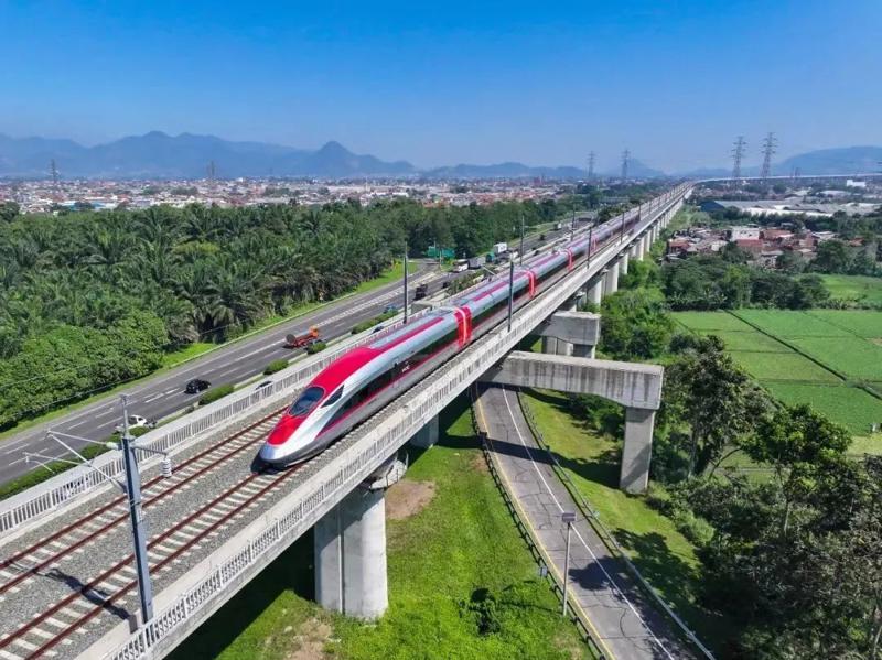 Bộ Xây dựng đề xuất nhiều chính sách đặc thù triển khai dự án đường sắt tốc độ cao