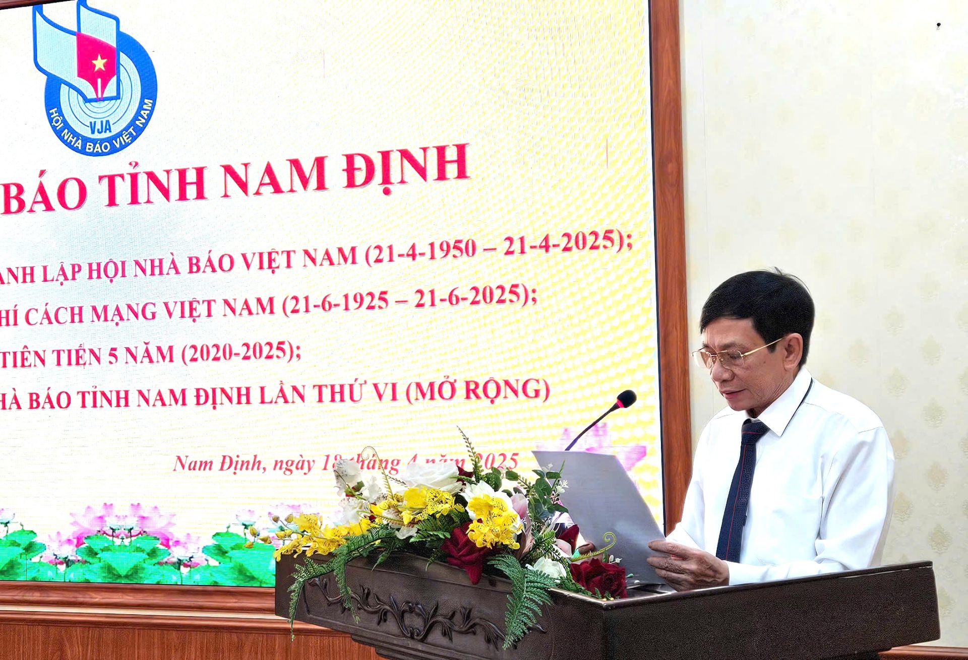 Chủ tịch Hội Nhà báo tỉnh Nam Định, Trần Đức Long