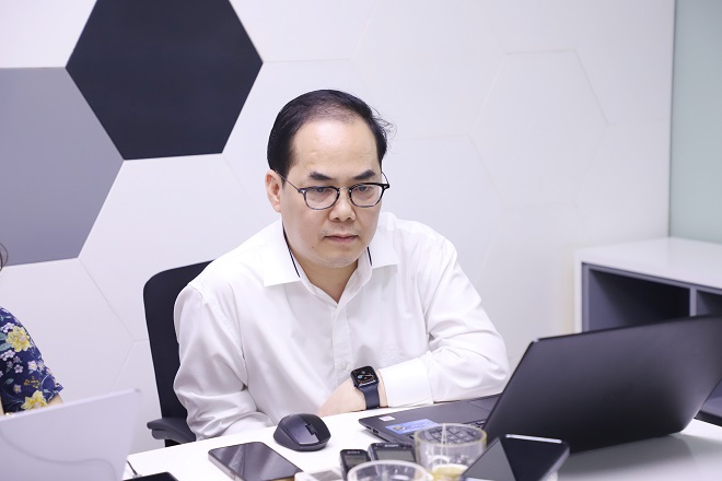 TS. Tạ Mạnh Hùng, Phó Cục trưởng Cục Quản lý Dược, Bộ Y tế TS. Tạ Mạnh Hùng, Phó Cục trưởng Cục Quản lý Dược, Bộ Y tế