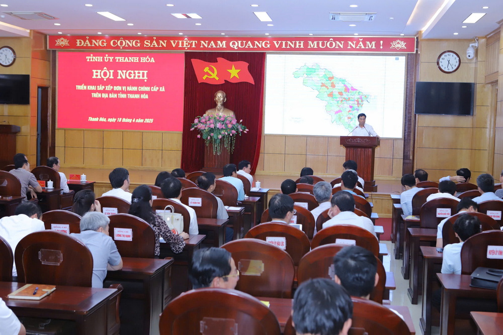 Toàn cảnh hội nghị Toàn cảnh hội nghị