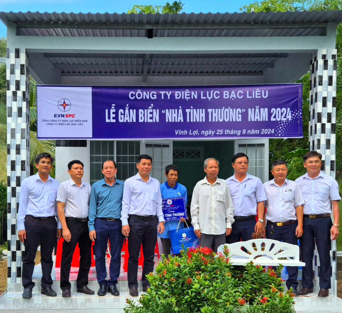 EVNSPC trao nhà tình nghĩa trên địa bản tỉnh Bạc Liêu EVNSPC trao nhà tình nghĩa trên địa bản tỉnh Bạc Liêu