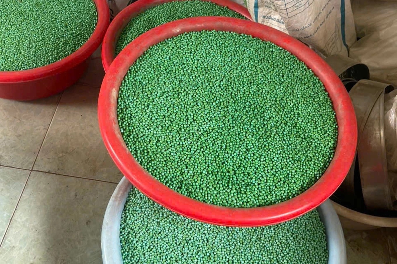 Các mẫu thuốc giả do các đối tượng sản xuất (Ảnh: Công an Thanh Hóa). Các mẫu thuốc giả do các đối tượng sản xuất (Ảnh: Công an Thanh Hóa).