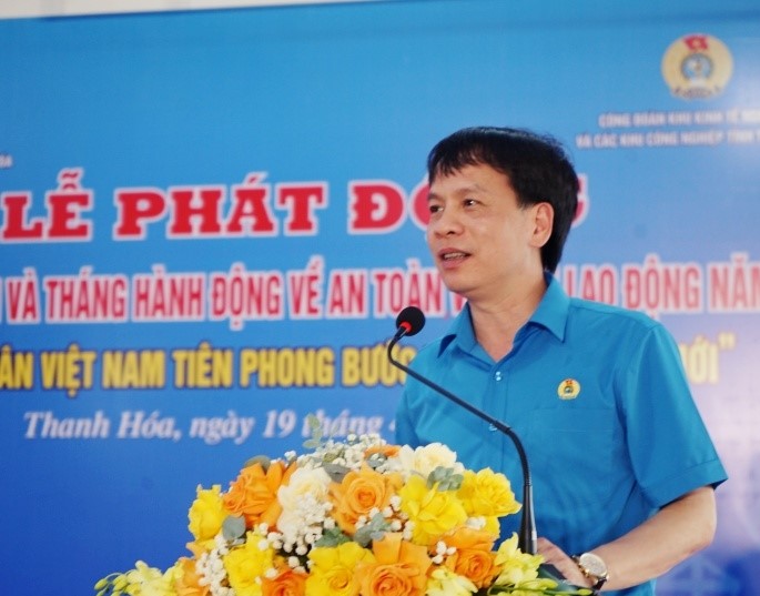 Phó Chủ tịch Liên đoàn Lao động tỉnh Nguyễn Minh Cảnh phát biểu tại buổi lễ. Phó Chủ tịch Liên đoàn Lao động tỉnh Nguyễn Minh Cảnh phát biểu tại buổi lễ.
