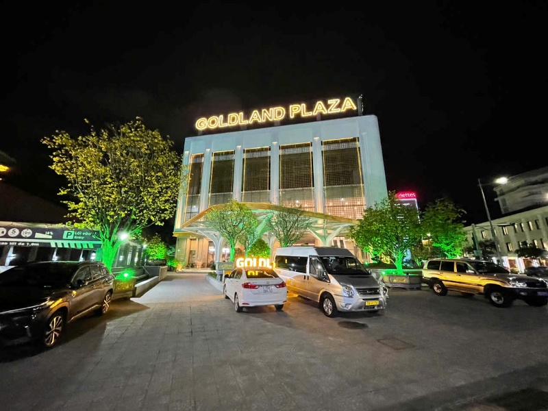 Tòa nhà GOLD LAND 14 Lý Thường Kiệt, Huế nơi tổ chức chương trình nghệ thuật 