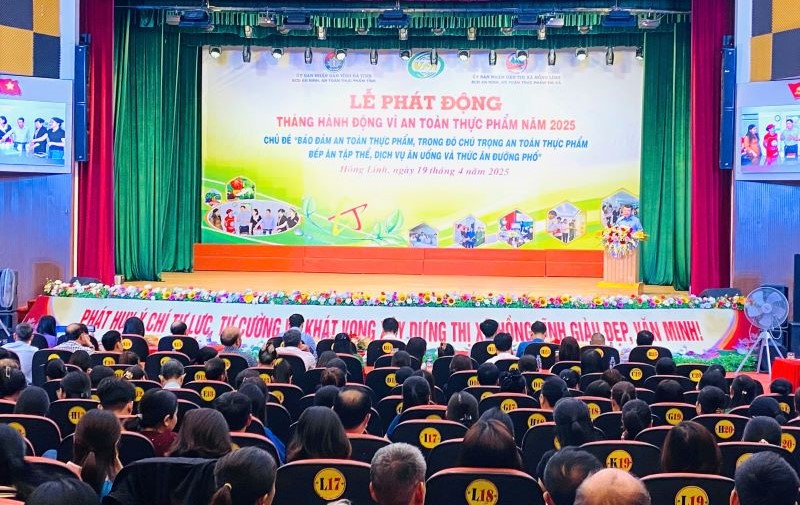 Toàn cảnh lễ phát động. Toàn cảnh lễ phát động.