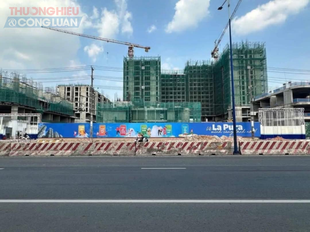 Dự án Astral City từng gây ‘sốt’ trên thị trường căn hộ Bình Dương nay bất ngờ được đổi tên thành La Pura Dự án Astral City từng gây ‘sốt’ trên thị trường căn hộ Bình Dương nay bất ngờ được đổi tên thành La Pura