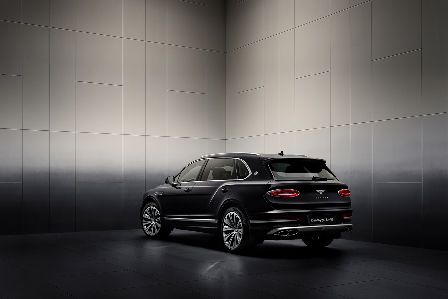 Màu Light Onyx Bentayga EWB Atelier Edition Màu Light Onyx Bentayga EWB Atelier Edition