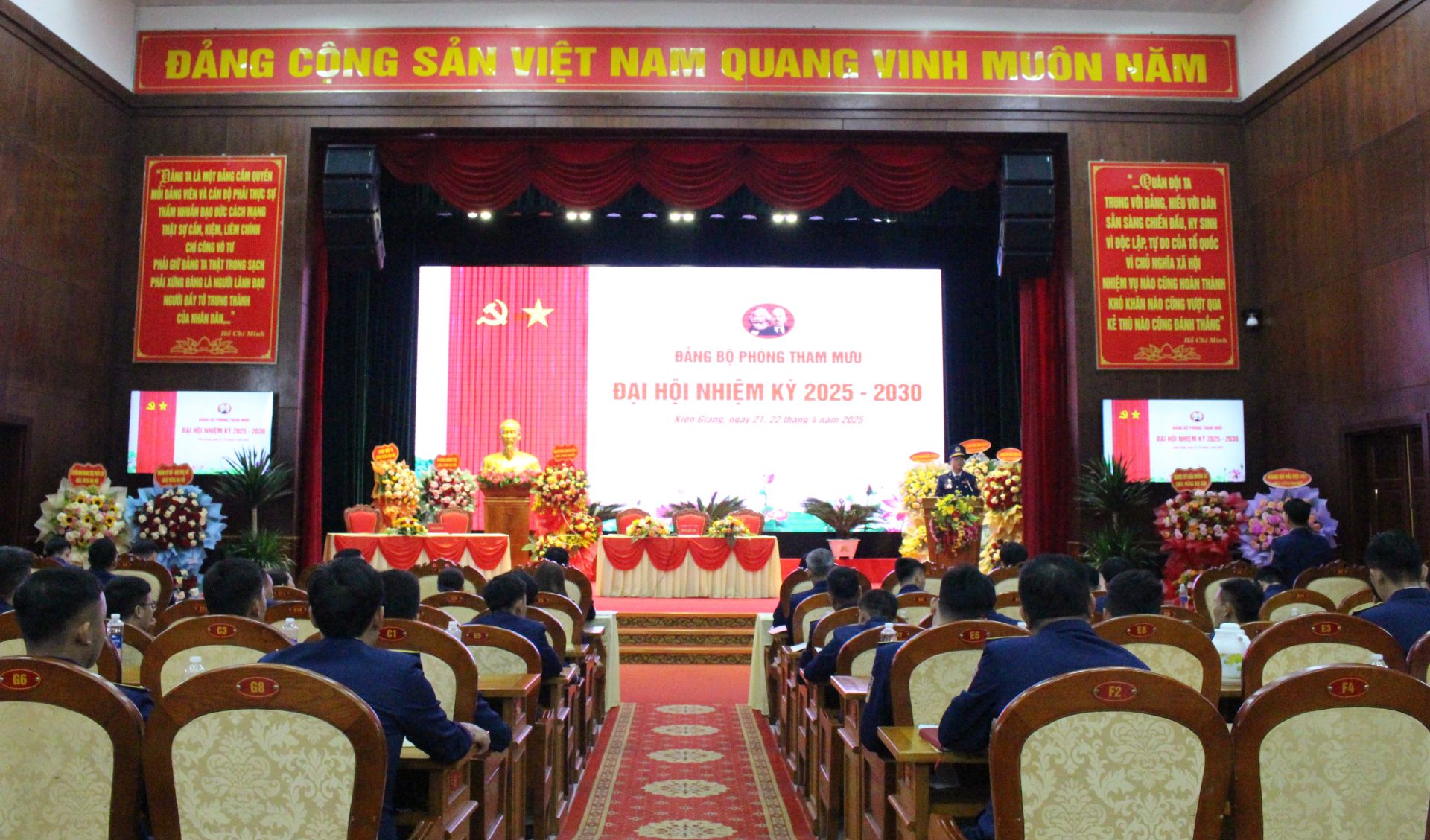 Quang cảnh Đại hội