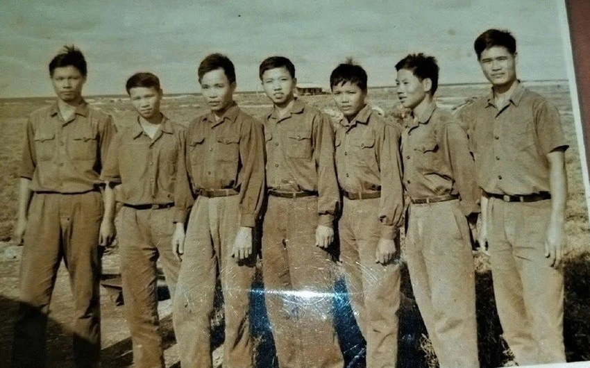 Những cán bộ, chiến sỹ Hải quân ngày đầu giữ đảo. Ảnh Tư liệu. Ảnh VOV.vn. Những cán bộ, chiến sỹ Hải quân ngày đầu giữ đảo. Ảnh Tư liệu. Ảnh VOV.vn.