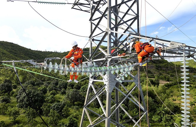 Công điện của Thủ tướng, chỉ đạo triển khai quyết liệt các giải pháp bảo đảm cung ứng điện. Ảnh minh họa, nguồn internet. Công điện của Thủ tướng, chỉ đạo triển khai quyết liệt các giải pháp bảo đảm cung ứng điện. Ảnh minh họa, nguồn internet.