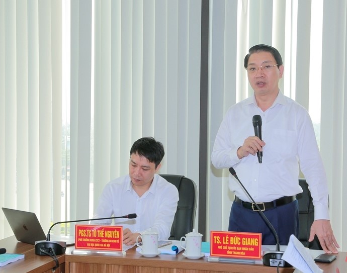 Phó Chủ tịch UBND tỉnh Lê Đức Giang phát biểu tại hội thảo. Phó Chủ tịch UBND tỉnh Lê Đức Giang phát biểu tại hội thảo.