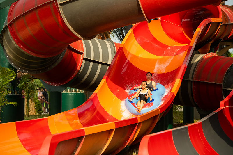 Sun World Sầm Sơn tạo cơn sốt sau khi mở cửa trở lại từ 12/4