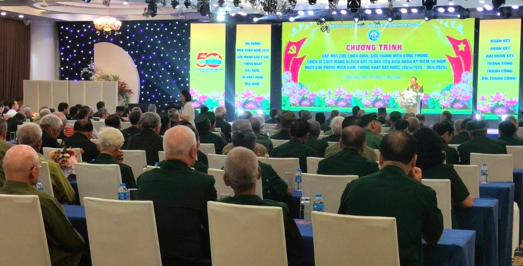 Quang cảnh chương trình Quang cảnh chương trình