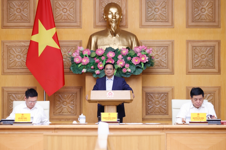 Thủ tướng nêu rõ, trong quá trình quản lý, chỉ đạo, điều hành từ đầu nhiệm kỳ tới nay, Chính phủ, Thủ tướng Chính phủ luôn quan tâm tham vấn, cầu thị lắng nghe, tiếp thu các ý kiến xác đáng, trong đó có ý kiến của các chuyên gia, nhà khoa học - Ảnh: VGP/Nhật Bắc Thủ tướng nêu rõ, trong quá trình quản lý, chỉ đạo, điều hành từ đầu nhiệm kỳ tới nay, Chính phủ, Thủ tướng Chính phủ luôn quan tâm tham vấn, cầu thị lắng nghe, tiếp thu các ý kiến xác đáng, trong đó có ý kiến của các chuyên gia, nhà khoa học - Ảnh: VGP/Nhật Bắc