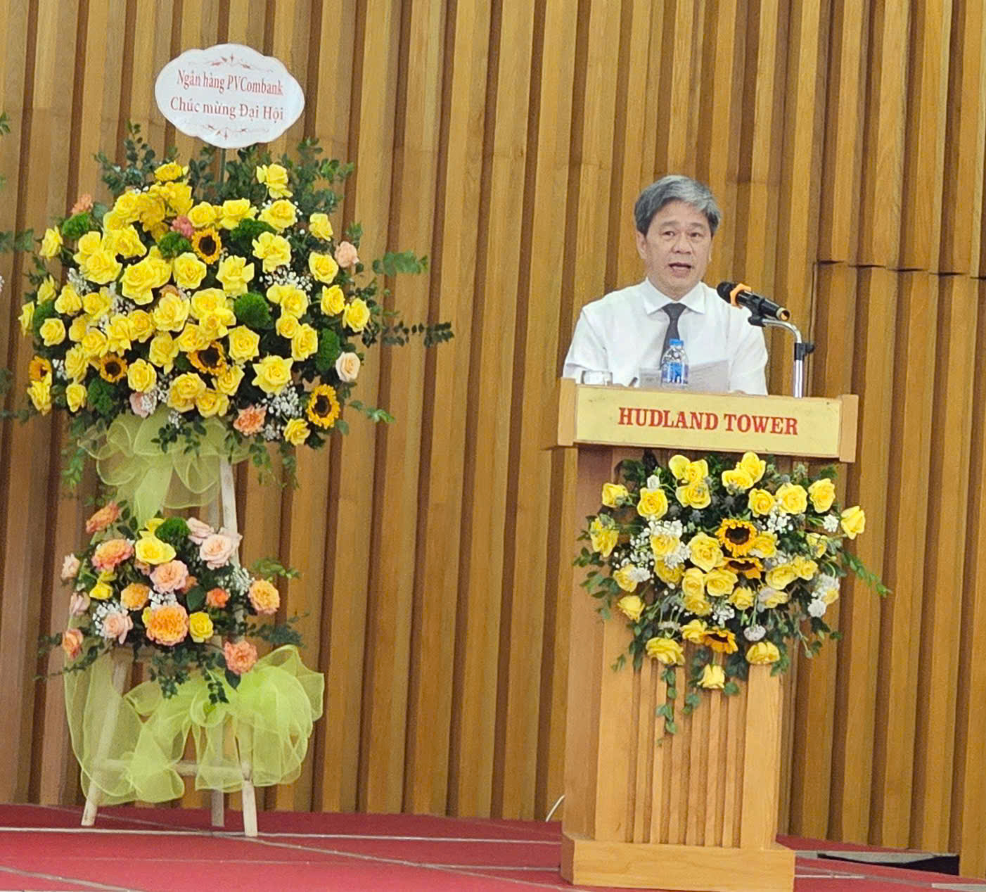 Chủ tịch HĐQT HUDLAND Phạm Cao Sơn phát biểu tại đại hội