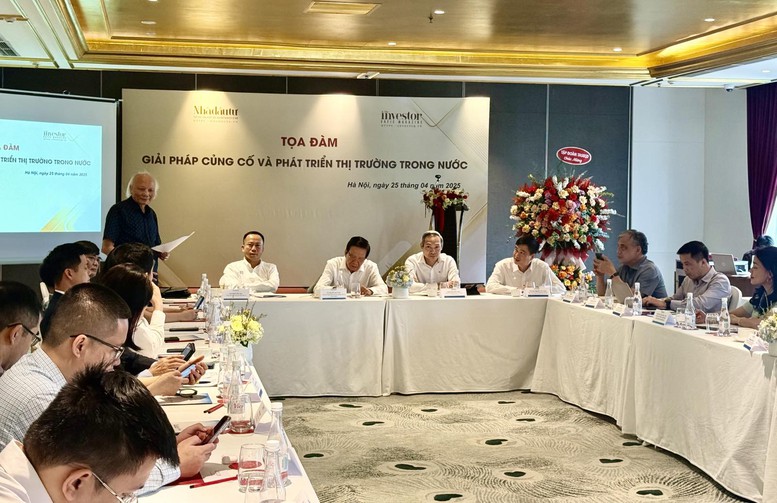 Tọa đàm Giải pháp củng cố và phát triển thị trường trong nước - Ảnh: VGP/HT