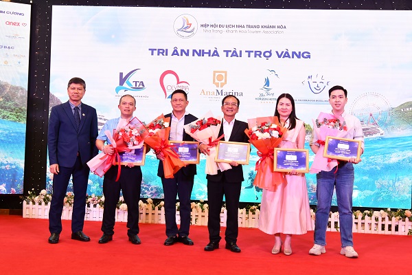Hiệp hội tri ân nhà tài trợ Vàng