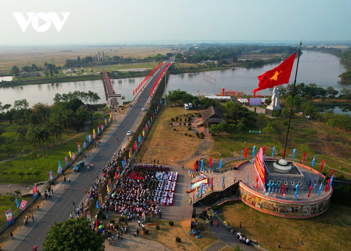 Lễ Thượng cờ thống nhất non sông Lễ Thượng cờ thống nhất non sông