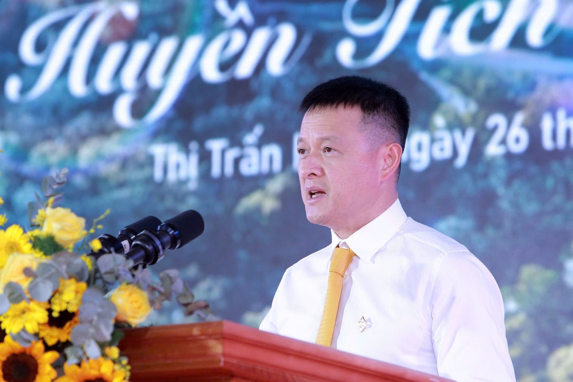 Lãnh đạo Tập đoàn Sun Group phát biểu tại buổi lễ. Lãnh đạo Tập đoàn Sun Group phát biểu tại buổi lễ.