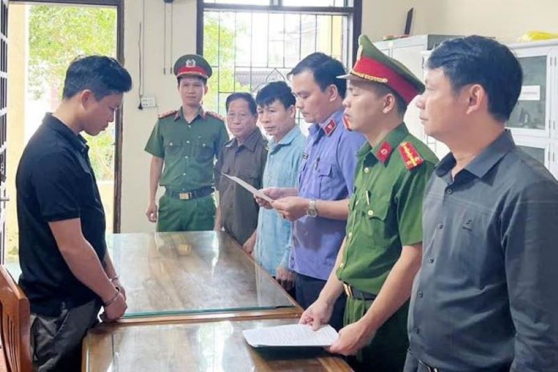 Cơ quan chức năng công bố quyết định khởi tố vụ án, khởi tố bị can, bắt giam Đậu Giang Sơn.