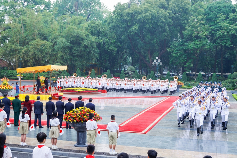 Thủ tướng Phạm Minh Chính chủ trì Lễ đón Thủ tướng Nhật Bản Ishiba Shigeru - Ảnh: VGP/Nhật Bắc Thủ tướng Phạm Minh Chính chủ trì Lễ đón Thủ tướng Nhật Bản Ishiba Shigeru - Ảnh: VGP/Nhật Bắc