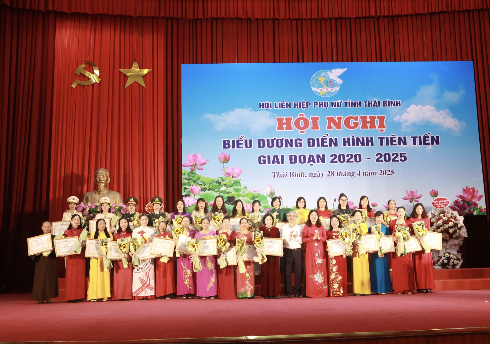Thái Bình: Biểu dương phụ nữ điển hình tiên tiến giai đoạn 2020-2025