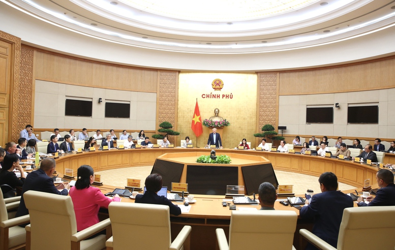 Phó Thủ tướng Thường trực Chính phủ Nguyễn Hòa Bình chủ trì cuộc họp về xây dựng trung tâm tài chính quốc tế tại Việt Nam - Ảnh: VGP/Nguyễn Hoàng Phó Thủ tướng Thường trực Chính phủ Nguyễn Hòa Bình chủ trì cuộc họp về xây dựng trung tâm tài chính quốc tế tại Việt Nam - Ảnh: VGP/Nguyễn Hoàng