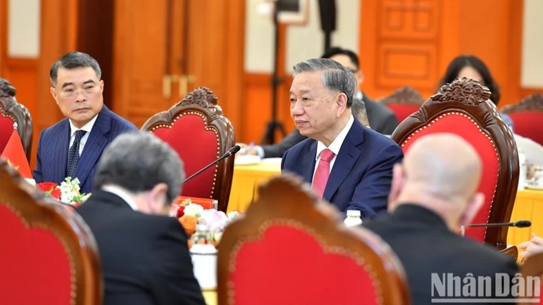 Tổng Bí thư Tô Lâm phát biểu tại buổi tiếp Thủ tướng Nhật Bản Ishiba Shigeru. (Ảnh: ĐĂNG KHOA)