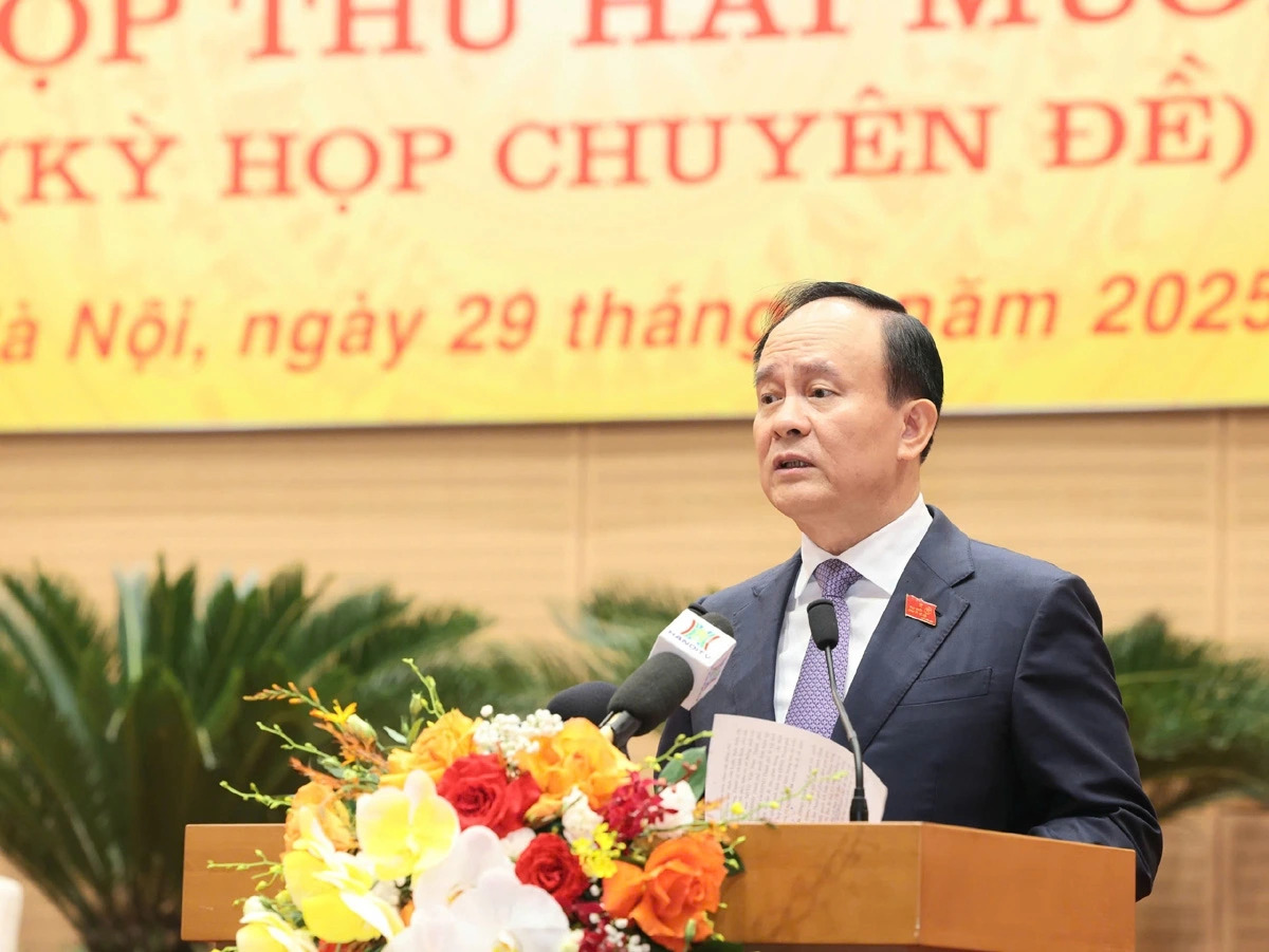 Chủ tịch HĐND thành phố Hà Nội Nguyễn Ngọc Tuấn phát biểu khai mạc kỳ họp