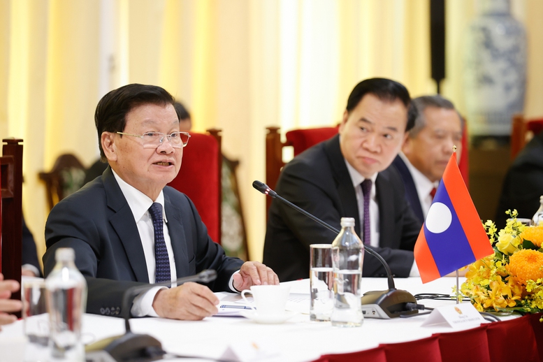 Tổng Bí thư, Chủ tịch nước Lào nhấn mạnh, Lễ khánh thành Bến số 3, Cảng quốc tế Lào - Việt là sự kiện chính trị hết sức quan trọng, biểu tượng sinh động cho mối quan hệ có một không hai Việt Nam - Lào - Ảnh: VGP/Nhật Bắc Tổng Bí thư, Chủ tịch nước Lào nhấn mạnh, Lễ khánh thành Bến số 3, Cảng quốc tế Lào - Việt là sự kiện chính trị hết sức quan trọng, biểu tượng sinh động cho mối quan hệ có một không hai Việt Nam - Lào - Ảnh: VGP/Nhật Bắc
