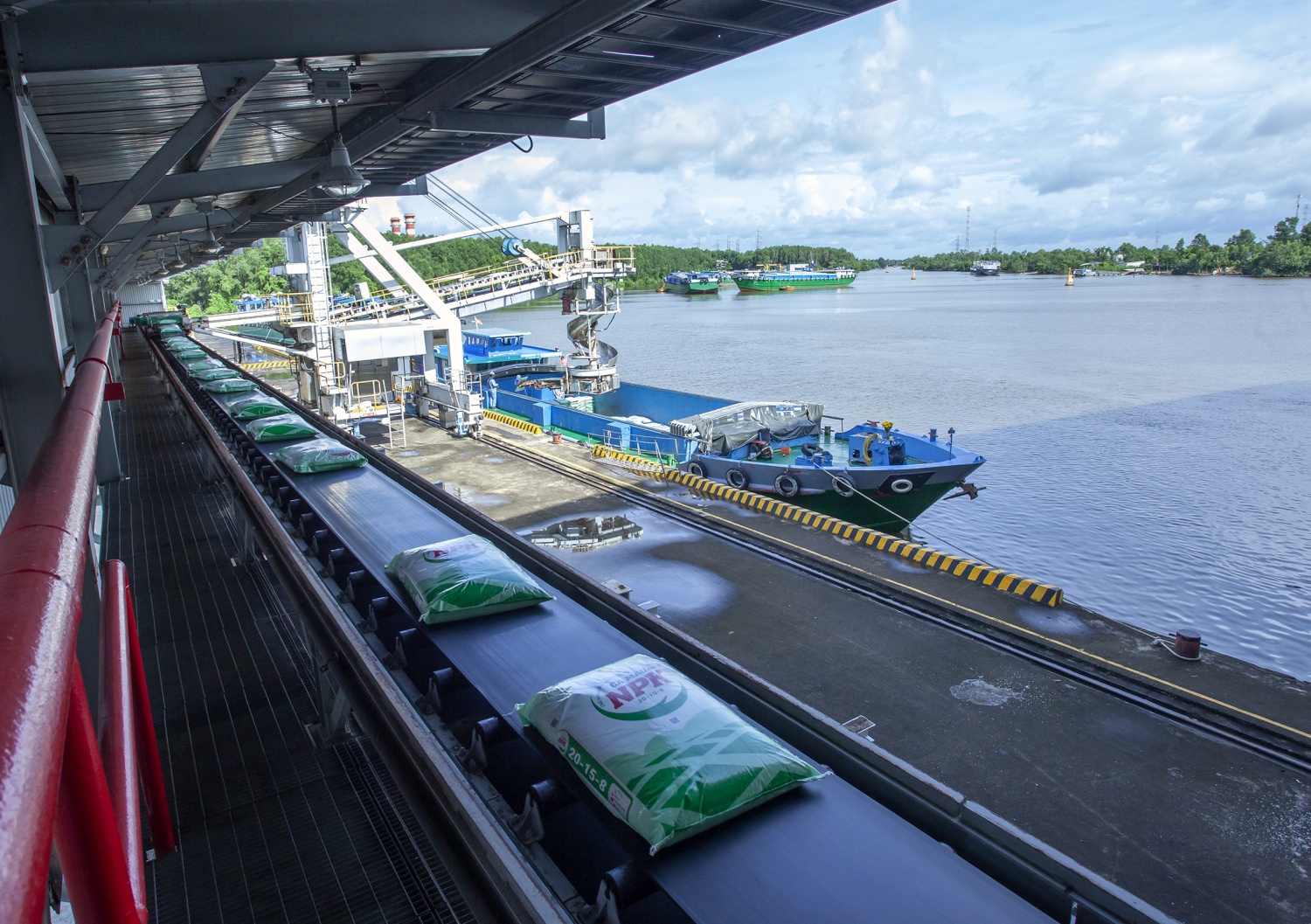 PVCFC tiếp tục khẳng định vai trò tiên phong trong ngành phân bón Việt Nam về thực hành phát triển bền vững