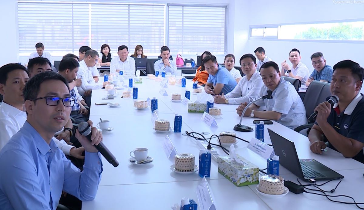 Ông Nguyễn Văn Thi - Phó Chủ tịch Thường trực UBND tỉnh Thanh Hóa và đoàn công tác xúc tiến đầu tư tại Thái Lan. Ông Nguyễn Văn Thi - Phó Chủ tịch Thường trực UBND tỉnh Thanh Hóa và đoàn công tác xúc tiến đầu tư tại Thái Lan.