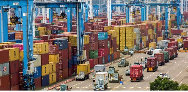 Việt Nam nằm trong TOP 20 quốc gia dẫn đầu thế giới về quy mô thương mại quốc tế