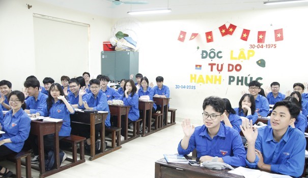 Phong trào học sinh đồng loạt mặc áo Đoàn vào thứ Bảy là hoạt động nhằm góp phần xây dựng hình giá trị hình mẫu học sinh Bắc Ninh thời kỳ mới. Phong trào học sinh đồng loạt mặc áo Đoàn vào thứ Bảy là hoạt động nhằm góp phần xây dựng hình giá trị hình mẫu học sinh Bắc Ninh thời kỳ mới.
