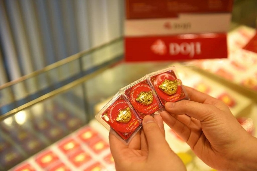 Giá vàng nhẫn đột ngột giảm 2 triệu đồng/lượng