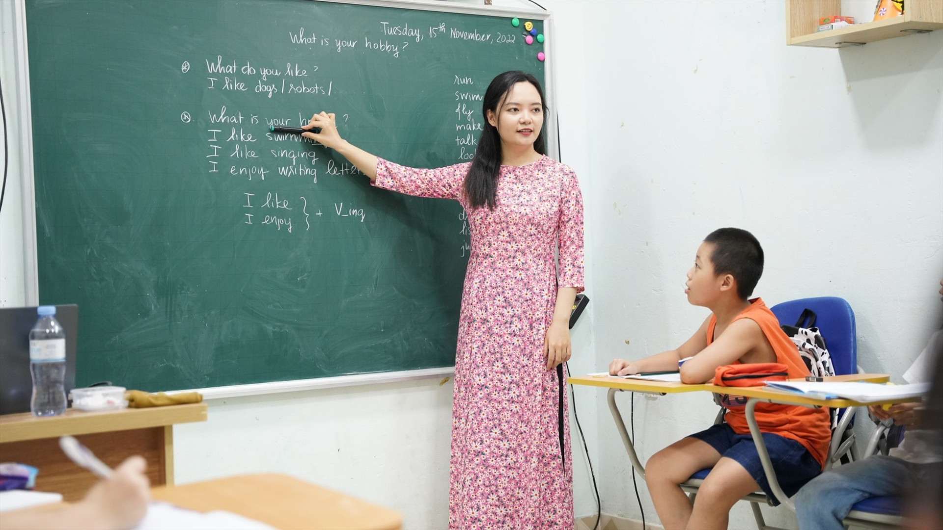 Bộ GD&ĐT: Cả nước thiếu hơn 120.000 giáo viên, 60.000 biên chế được giao chưa tuyển dụng
