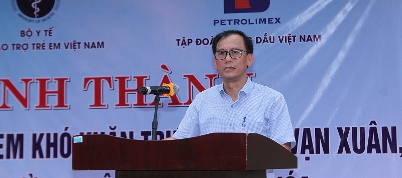 Ông Nguyễn Hữu Tuấn, Chủ tịch kiêm Giám đốc Công ty Xăng dầu Thanh Hóa phát biểu tại buổi lễ.