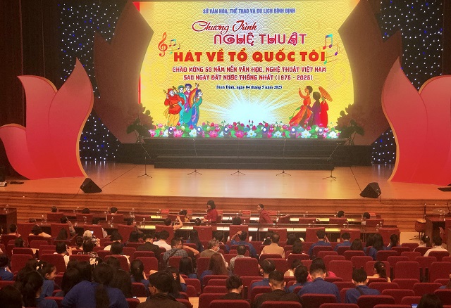 Bình Định: Đặc sắc Chương trình nghệ thuật “Hát về Tổ quốc tôi”