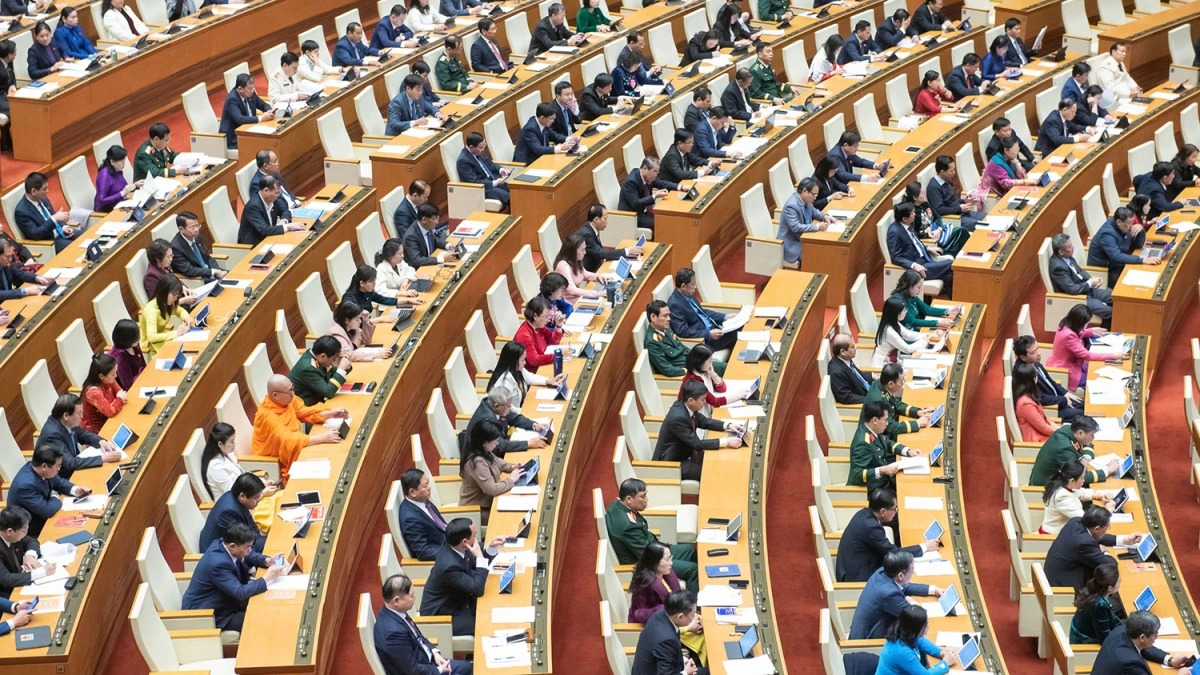 Quốc hội bắt đầu “kỳ họp lịch sử xem xét quyết sách lịch sử”