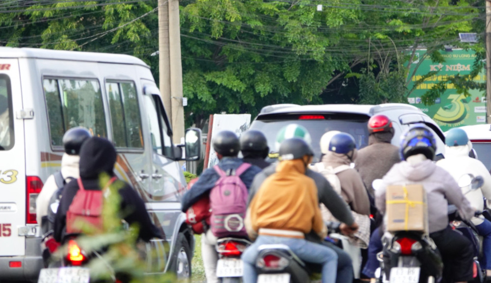 Long An xảy ra 6 vụ tai nạn giao thông trong 5 ngày nghỉ lễ 30/4 - 1/5