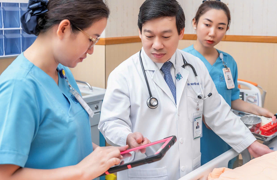 Bệnh viện Đại học Y dược TP. Hồ Chí Minh tiên phong trong triển khai bệnh án điện tử thay thế cho hồ sơ bệnh án giấy Bệnh viện Đại học Y dược TP. Hồ Chí Minh tiên phong trong triển khai bệnh án điện tử thay thế cho hồ sơ bệnh án giấy