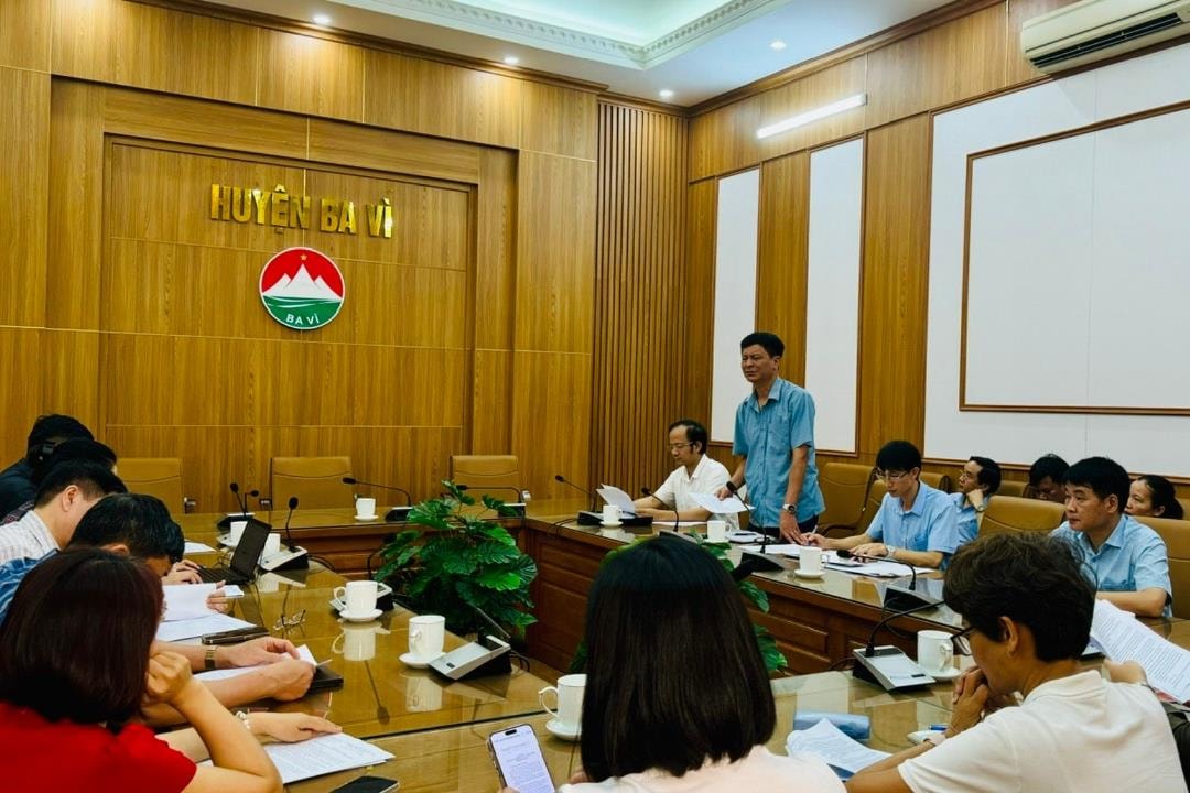 Đoàn kiểm tra liên ngành công tác ATTP số 1 của TP. Hà Nội làm việc với UBND huyện Ba Vì. Ảnh: Mai Hoa Đoàn kiểm tra liên ngành công tác ATTP số 1 của TP. Hà Nội làm việc với UBND huyện Ba Vì. Ảnh: Mai Hoa