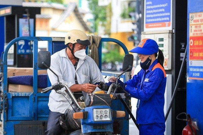 Giá xăng dầu hôm nay 7/5: Tiếp tục tăng
