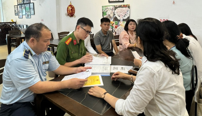 Tiếp tục kiểm tra quán “Lòng Chát” tại cơ sở Hà Nội