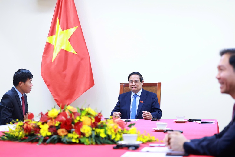 Thủ tướng bày tỏ tin tưởng với sứ mệnh mà người dân Singapore đã giao phó, Thủ tướng Lawrence Wong sẽ tiếp tục dẫn dắt, đưa đất nước Singapore vượt qua mọi thách thức, tiếp tục phát triển ổn định, thịnh vượng - Ảnh: VGP/Nhật Bắc Thủ tướng bày tỏ tin tưởng với sứ mệnh mà người dân Singapore đã giao phó, Thủ tướng Lawrence Wong sẽ tiếp tục dẫn dắt, đưa đất nước Singapore vượt qua mọi thách thức, tiếp tục phát triển ổn định, thịnh vượng - Ảnh: VGP/Nhật Bắc