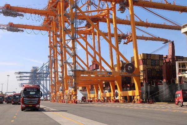 Bến cảng số 3, số 4 của cảng Hải Phòng được liên doanh giữa cảng Hải Phòng với Tập đoàn Khai Thác Cảng TIL của hãng tàu MSC. Ảnh Thu Duyên Bến cảng số 3, số 4 của cảng Hải Phòng được liên doanh giữa cảng Hải Phòng với Tập đoàn Khai Thác Cảng TIL của hãng tàu MSC. Ảnh Thu Duyên